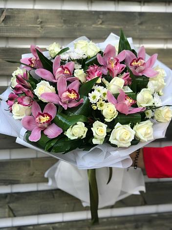 Букет цветов из: Розы и Хризантемы в Мордвес