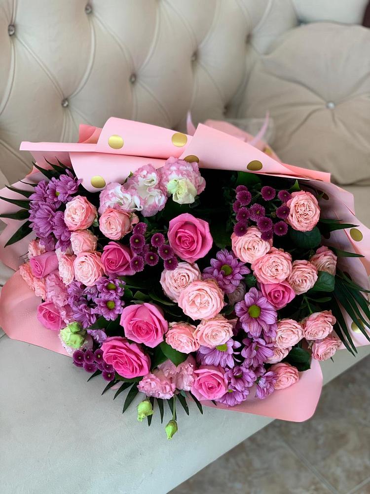 Букет цветов из: Хризантемы, Розы и Лизиантусы в Мордвес