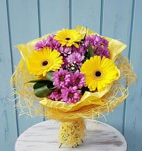 Букет цветов из:  Хризантемы и Герберы #REPLACE_PRED# Мордвес