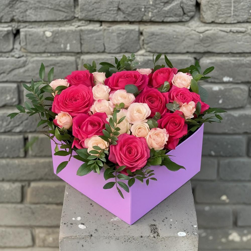 Цветочная композиция из Розы в коробке в Мордвес
