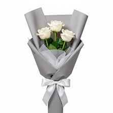 Букет 3 белые розы в Мордвес