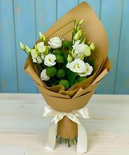 Букет цветов из:  Хризантемы и Лизиантусы в Мордвес