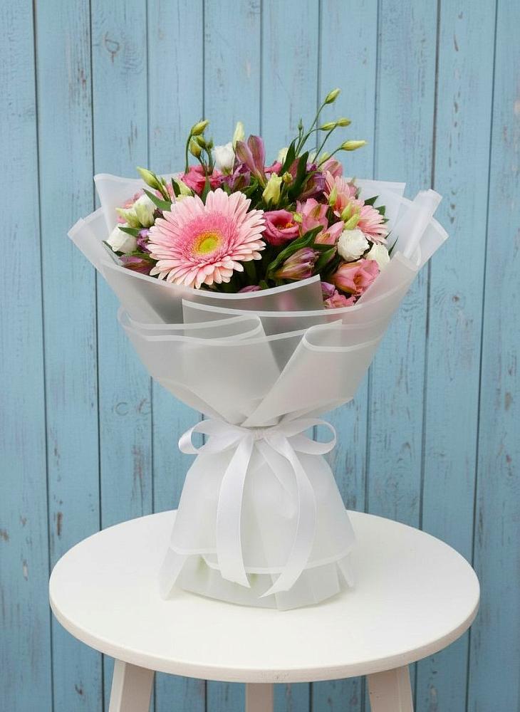 Букет цветов из: Герберы, Альстромерии и Лизиантусы в Мордвес