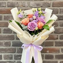 Букет цветов из:  Лизиантусы и Розы в Мордвес