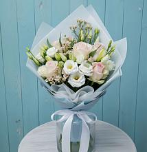 Букет цветов из:  Розы и Лизиантусы #REPLACE_PRED# Мордвес
