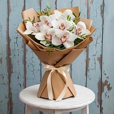 Букет цветов из:  Орхидеи и Розы в Мордвес